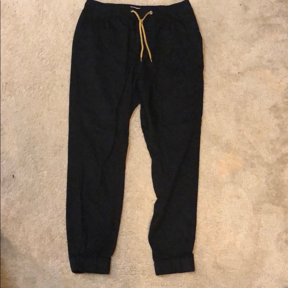 CRTV/SCTY black joggers